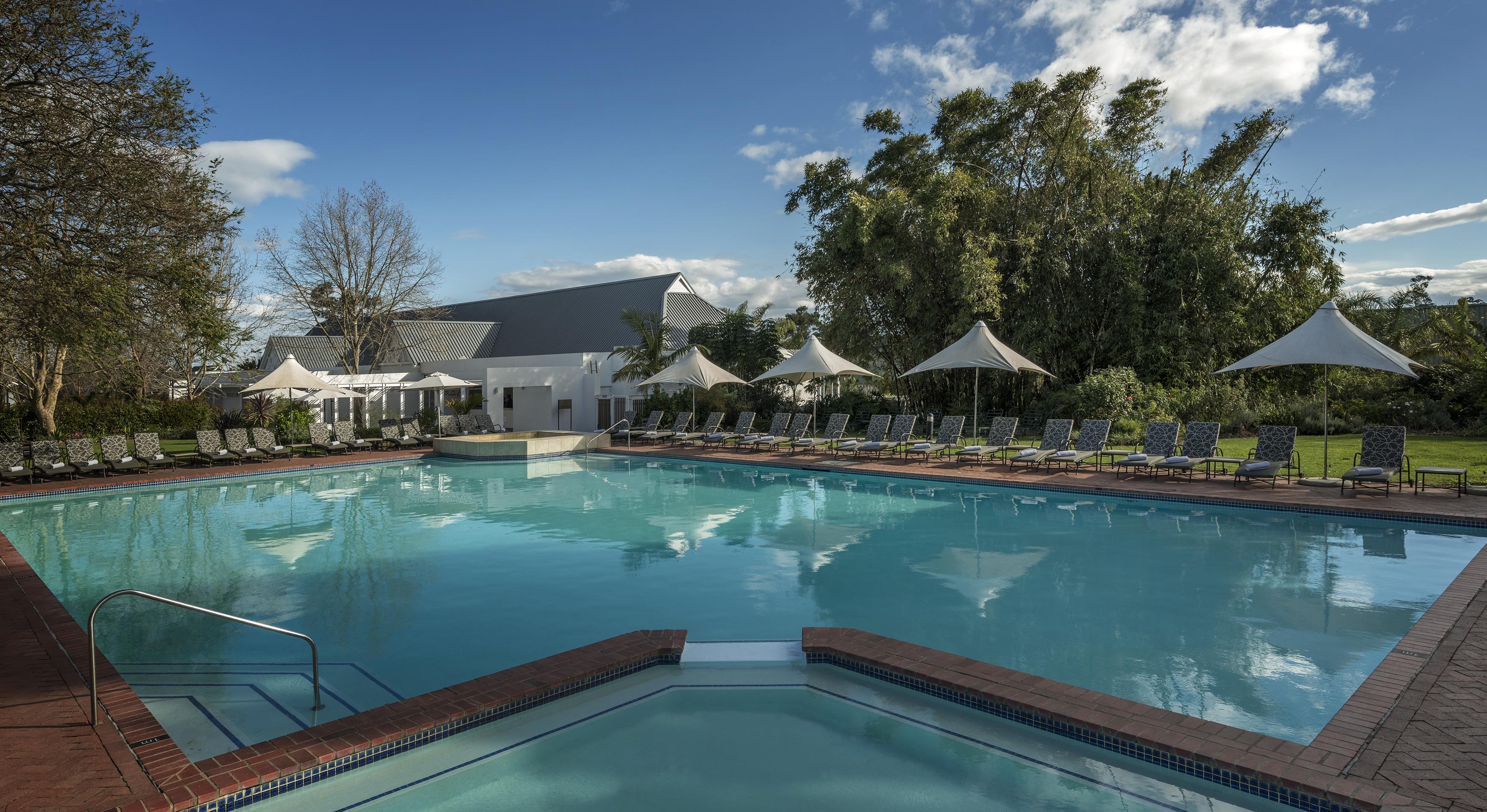 Fancourt Hotel George Buitenkant foto