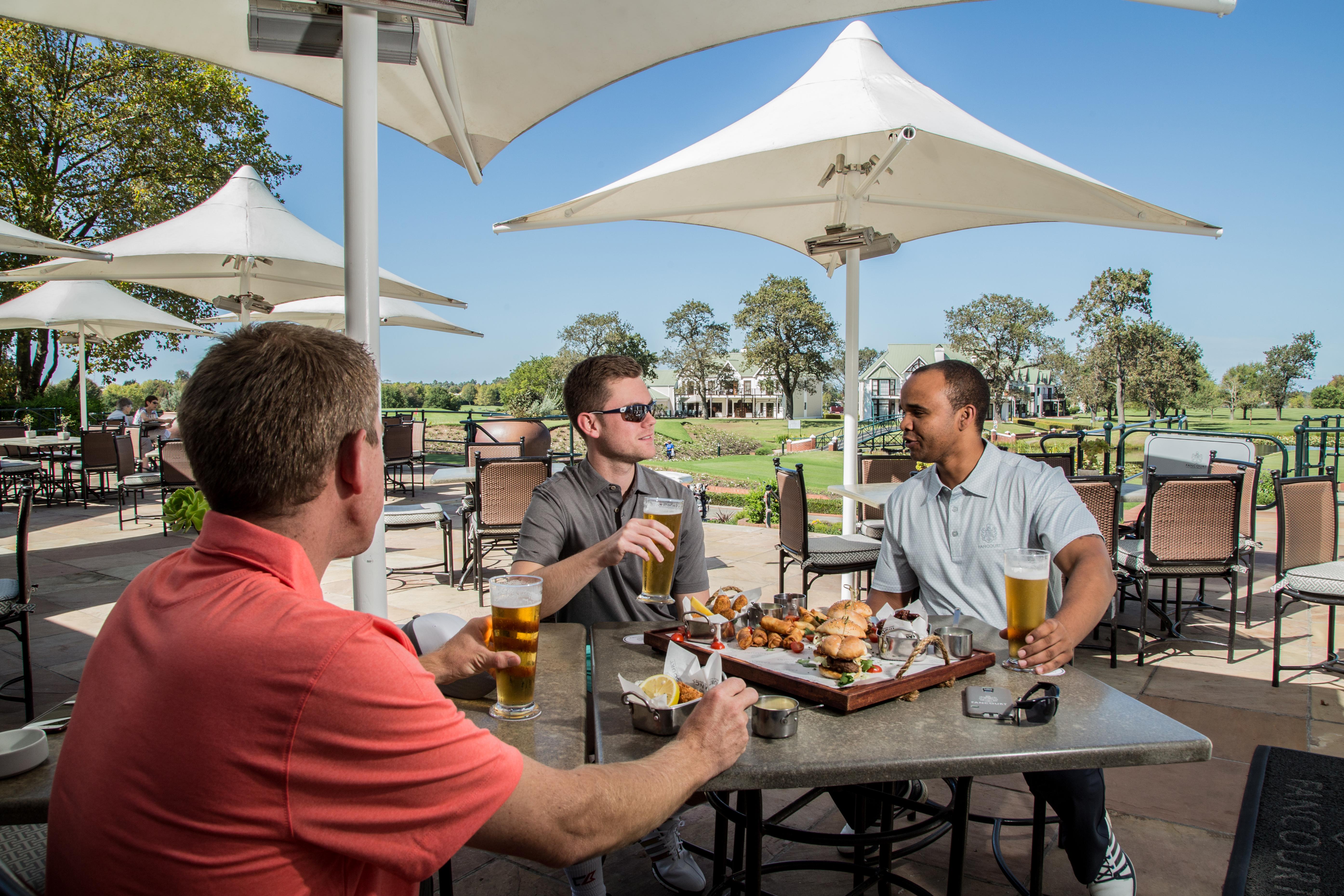 Fancourt Hotel George Buitenkant foto