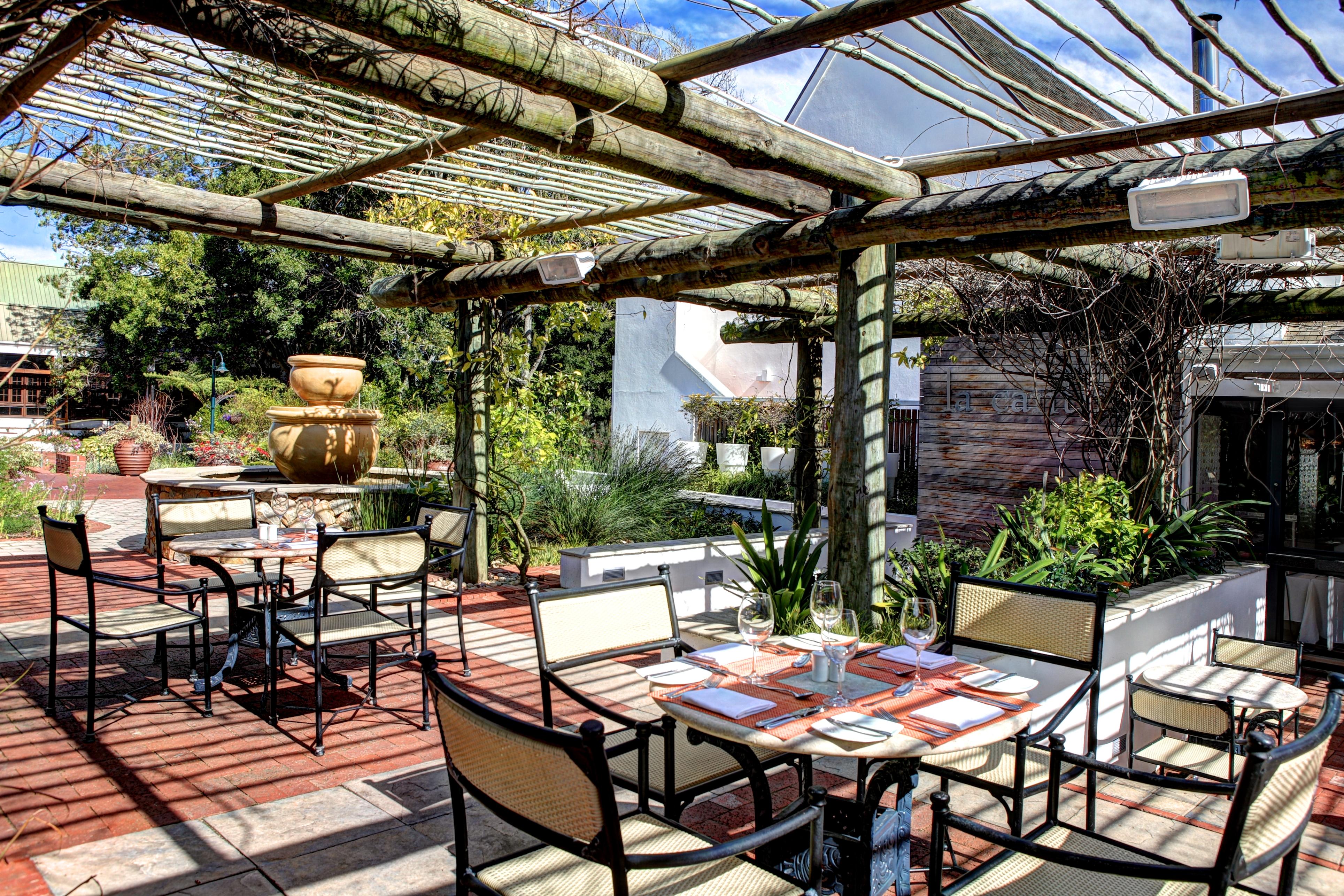 Fancourt Hotel George Buitenkant foto