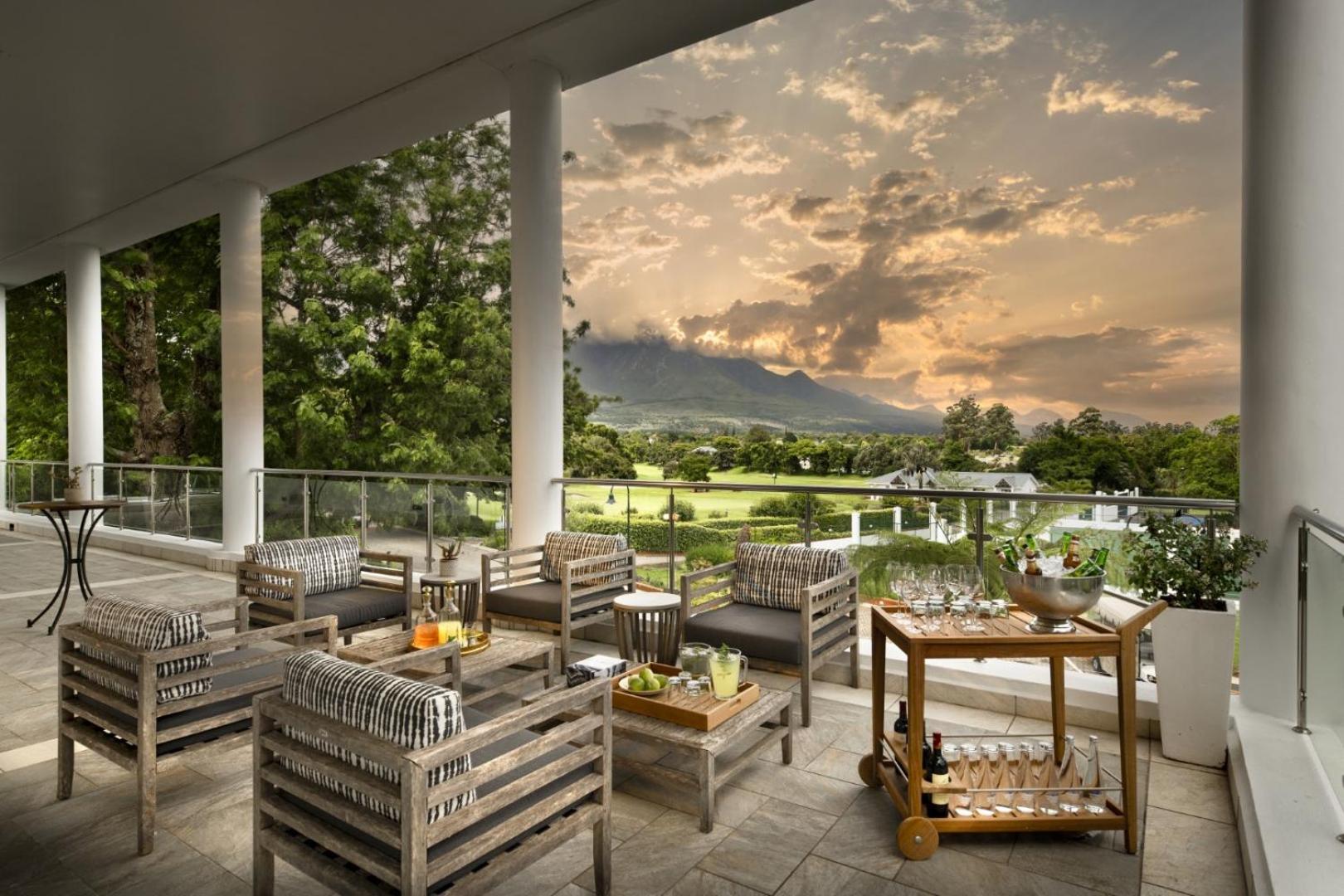 Fancourt Hotel George Buitenkant foto