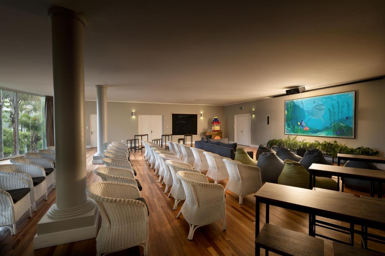 Fancourt Hotel George Buitenkant foto