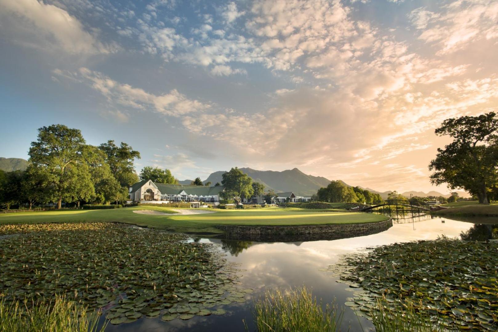 Fancourt Hotel George Buitenkant foto