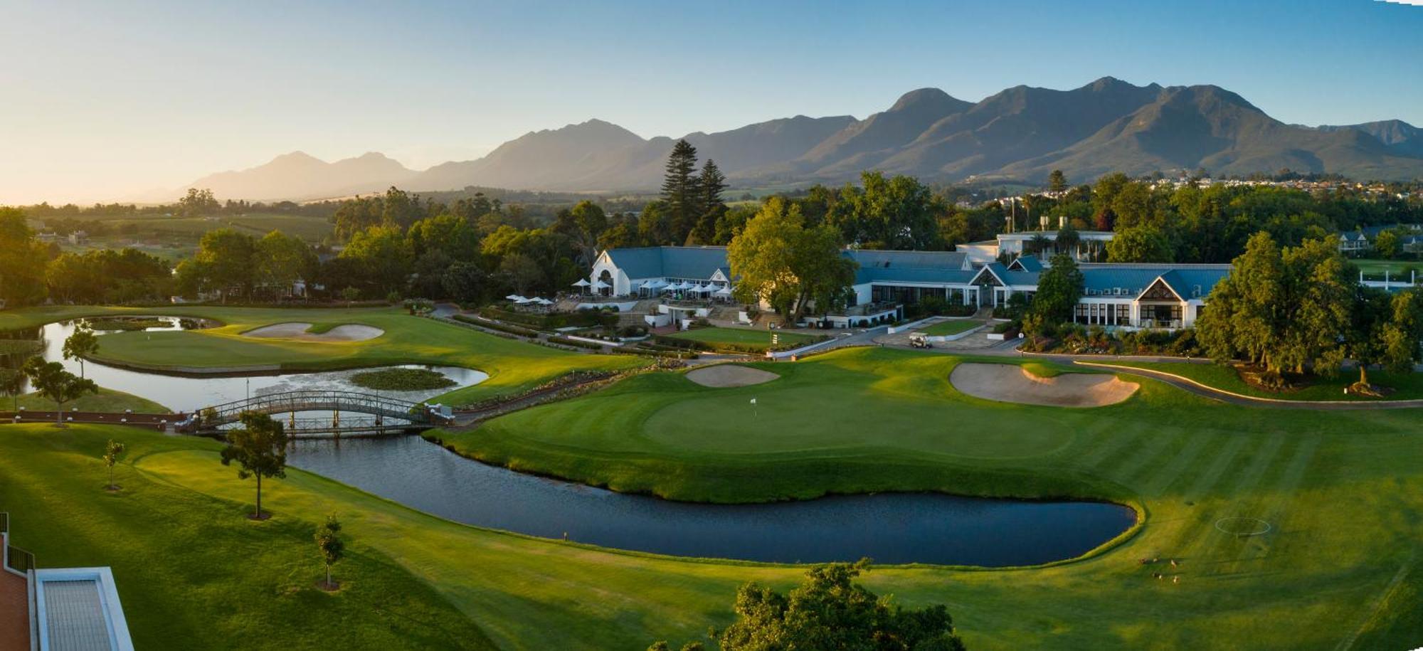 Fancourt Hotel George Buitenkant foto