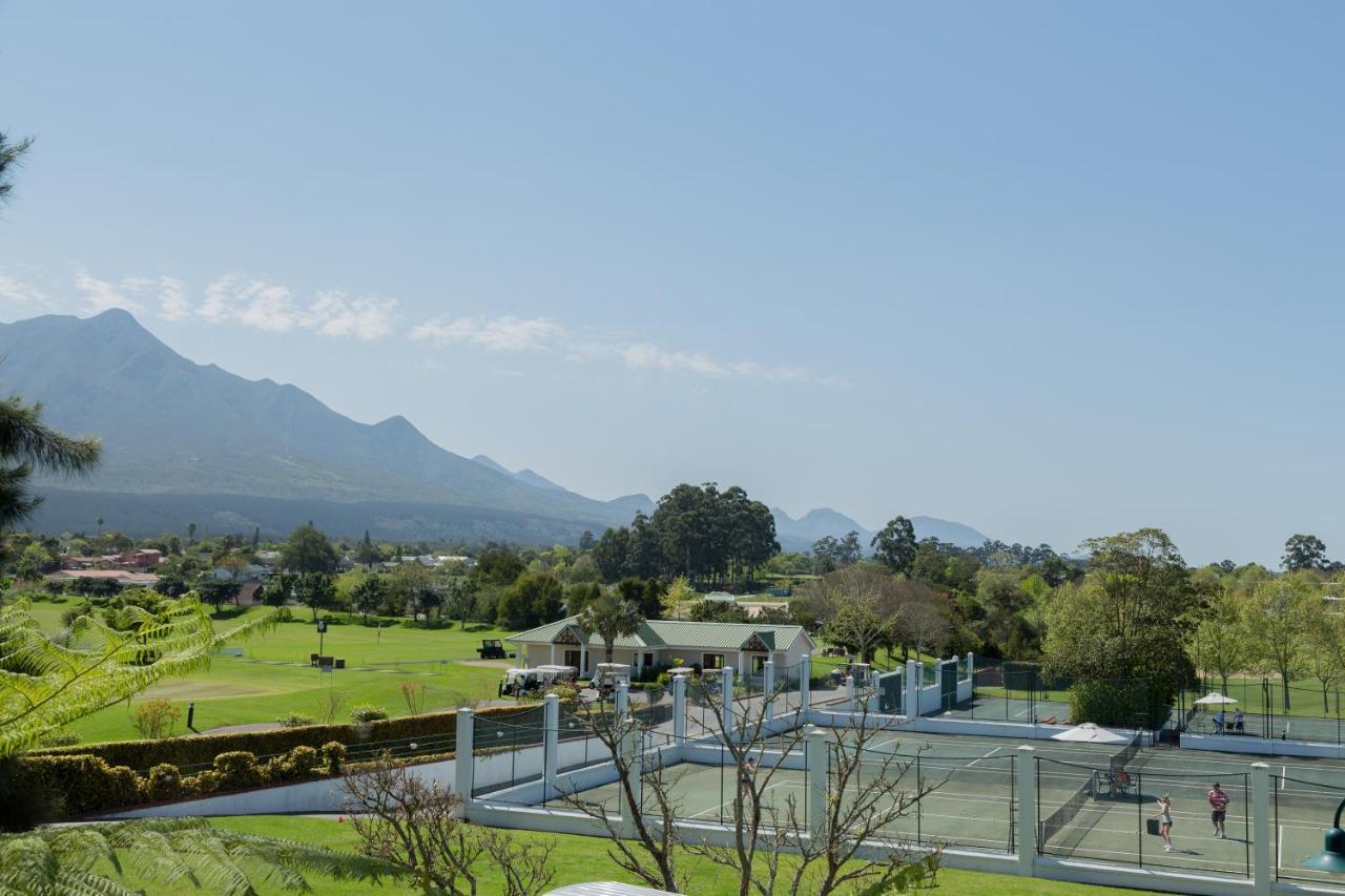 Fancourt Hotel George Buitenkant foto